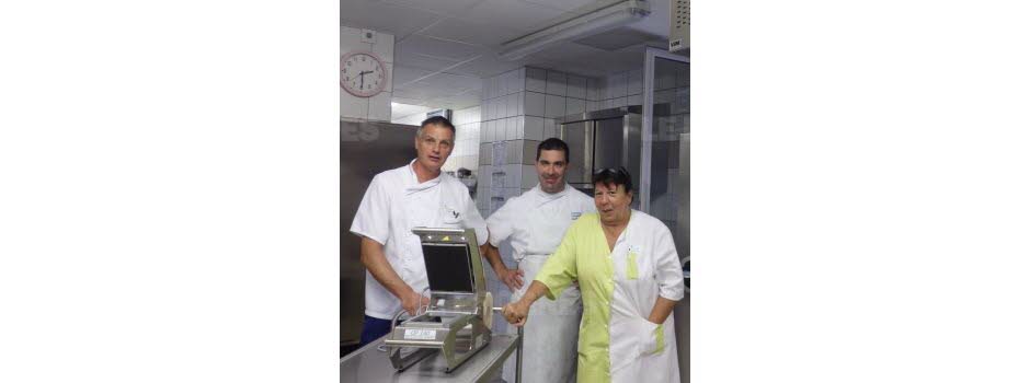 le-foyer-bon-secours-prepare-les-repas-a-domicile-1499973103